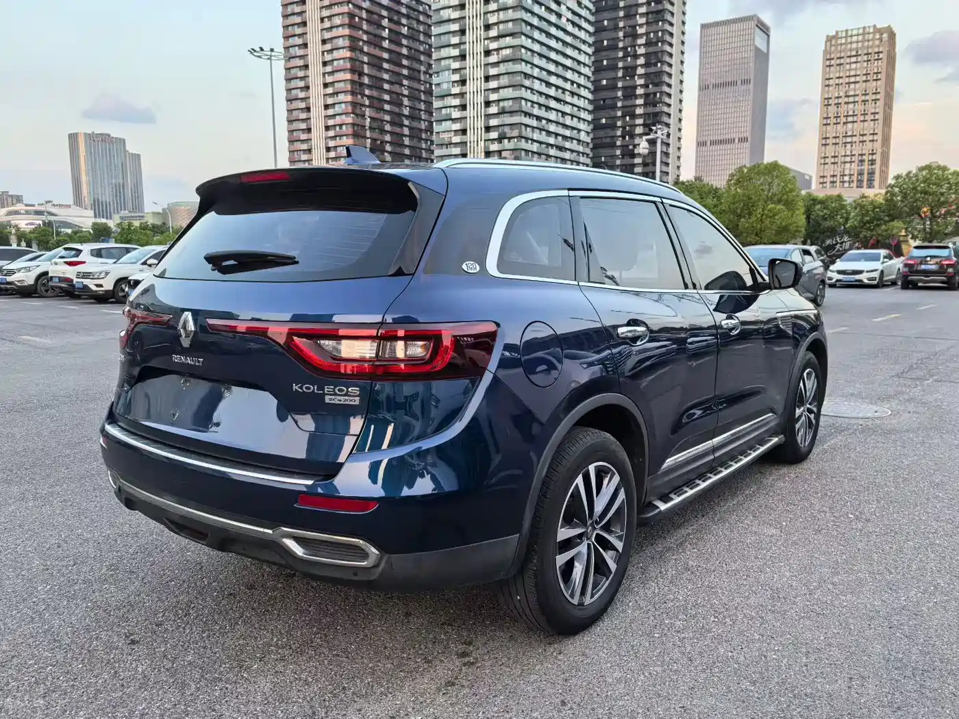 Renault Koleos 2019 2018 2.0L 2WD Luxury Edition