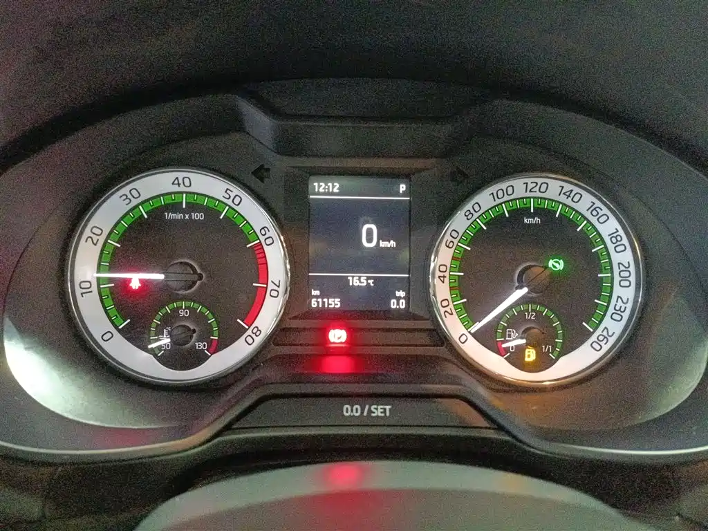 Škoda Octavia 2019 TSI230 DSG Smart Luxury Edition China V фото 12