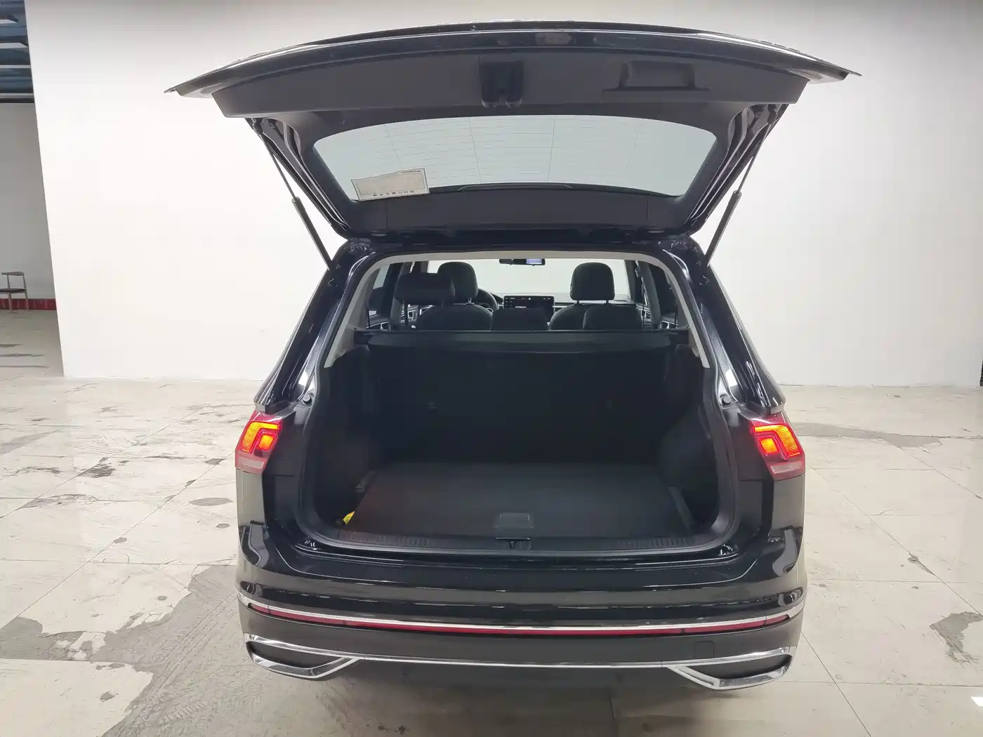 Volkswagen Tiguan L 2023 280TSI 2WD Trend Limited Edition фото 8