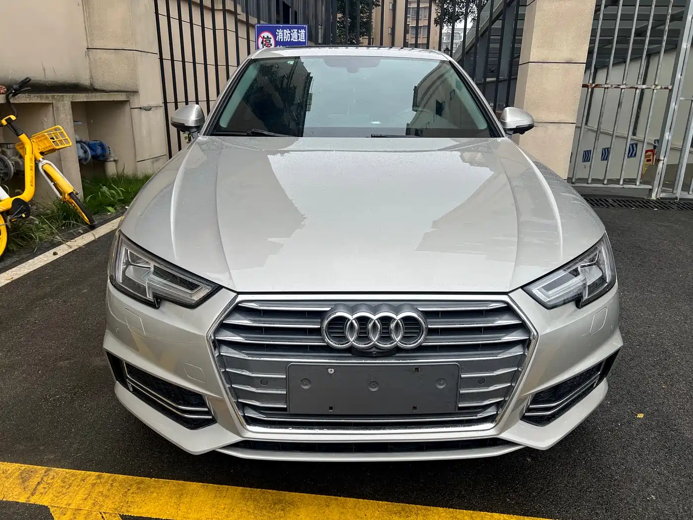 Audi A4L 2018 30th Anniversary 40 TFSI Fashion фото 2