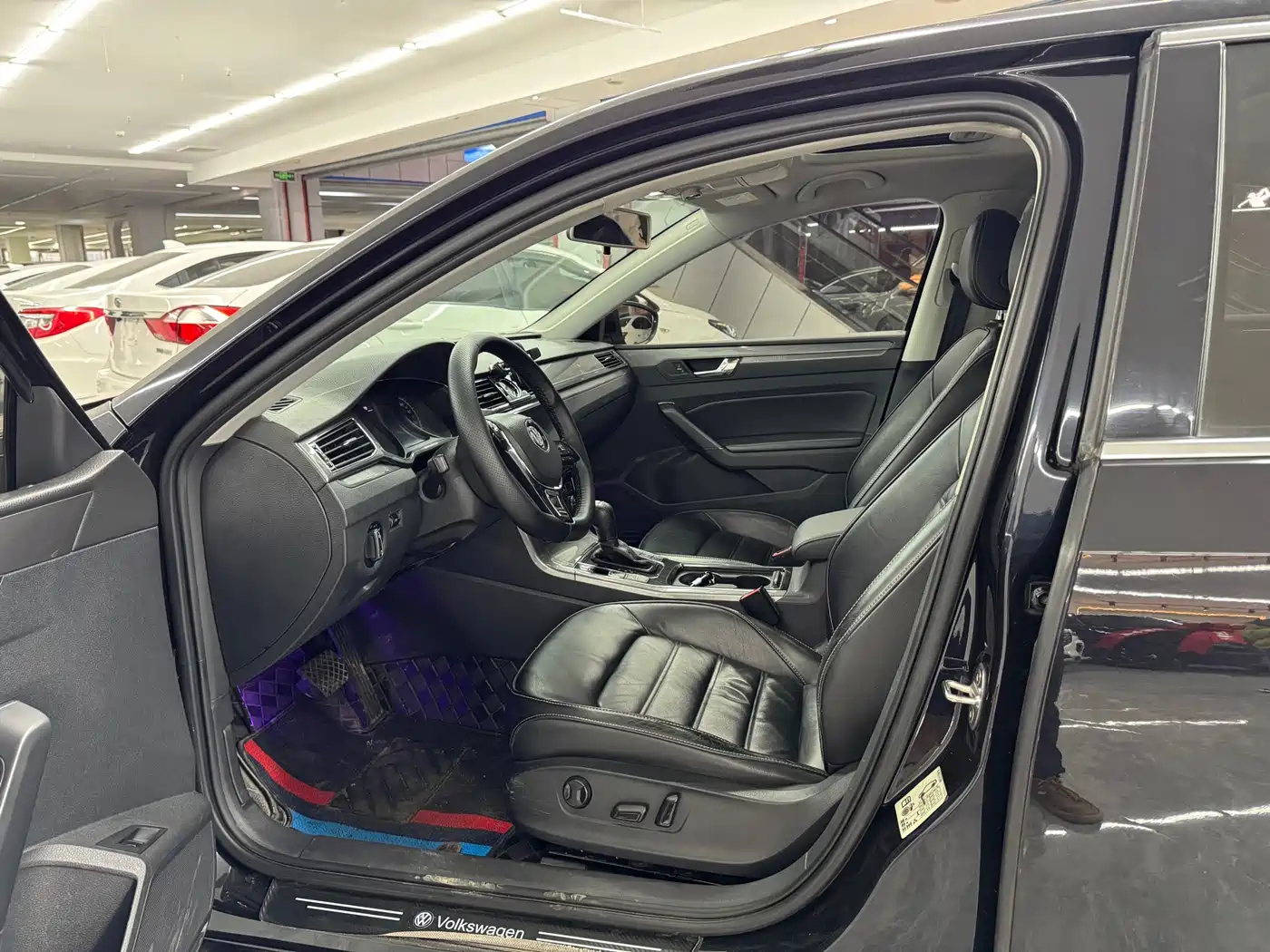 Volkswagen Passat 2017 330TSI DSG Prestige фото 7