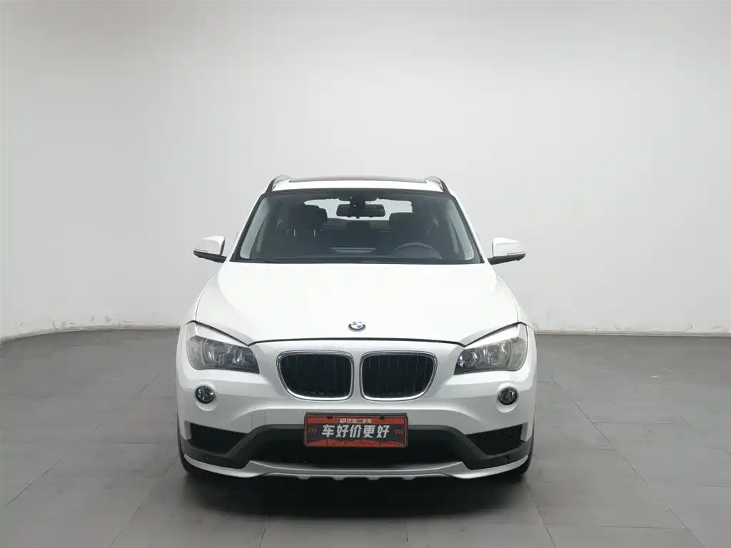 BMW X1 2015 Model sDrive18i Fashion Advanced Edition фото 3