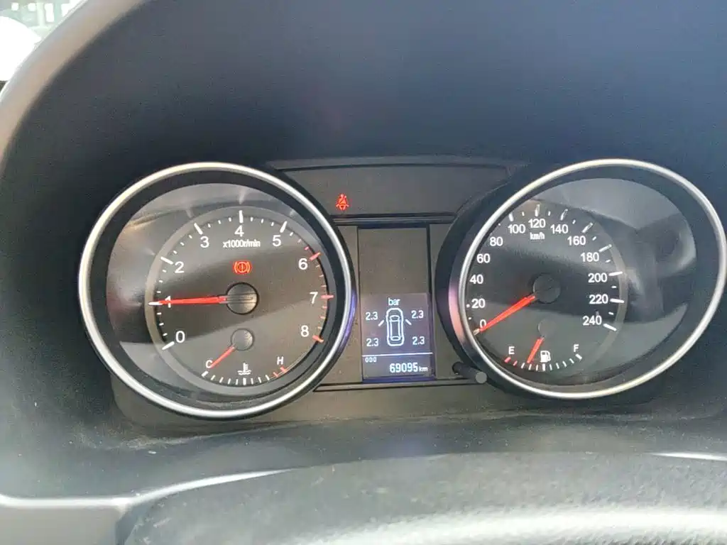 Фото 12 - Haval H6