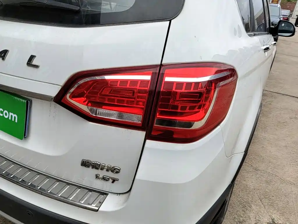 Фото 8 - Haval H6