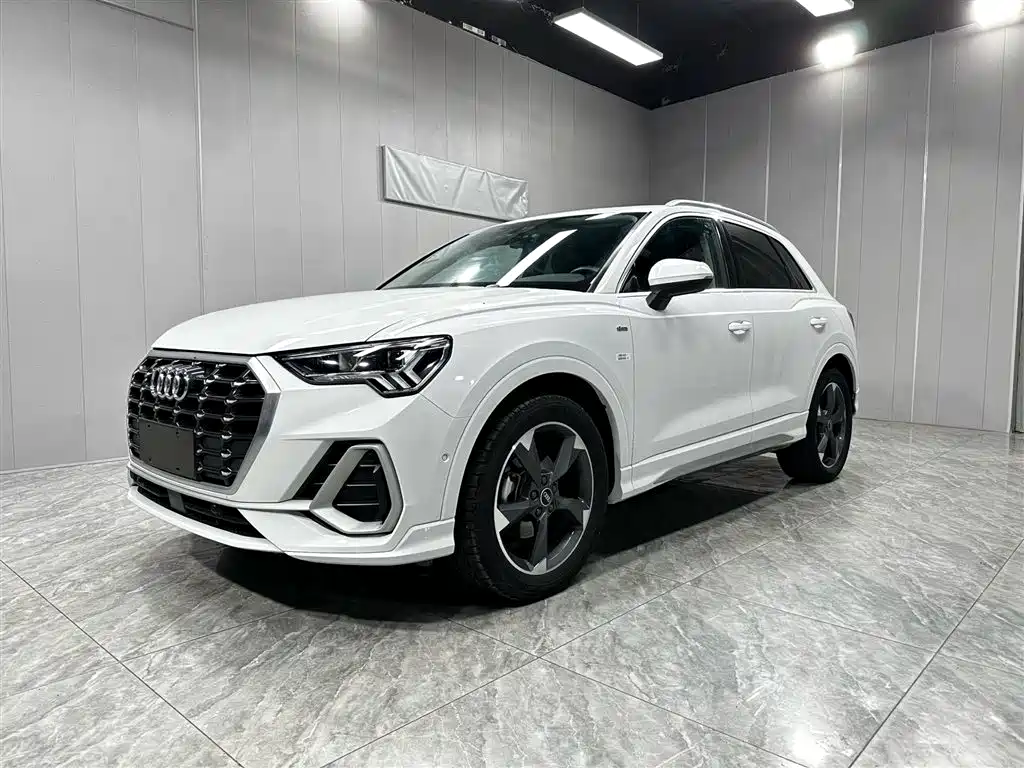 Audi Q3 2022 35 TFSI Fashion Dynamic фото 9