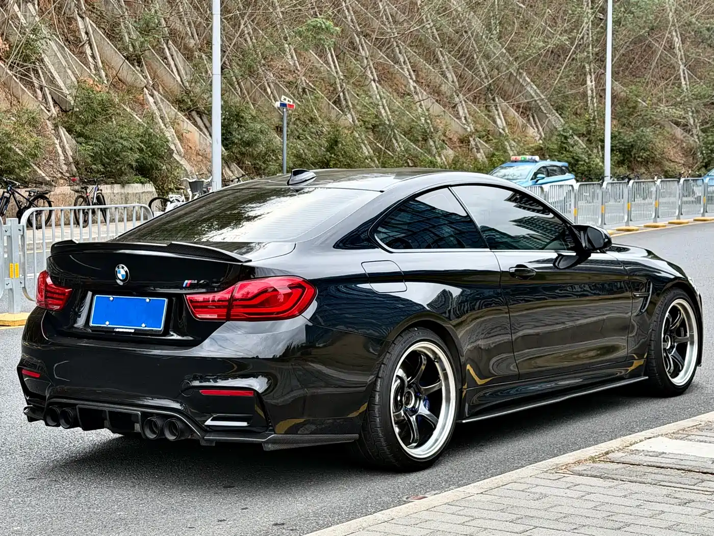 BMW M4 2019 M4 Coupe Shadow Edition фото 5
