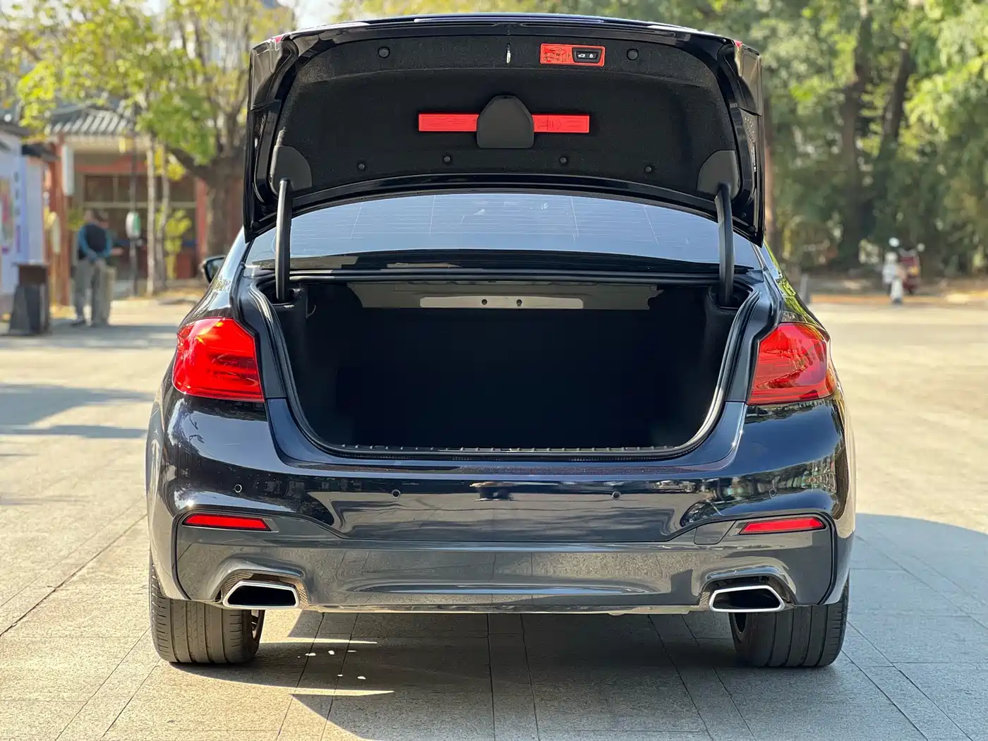 Фото 16 - BMW 5 Series
