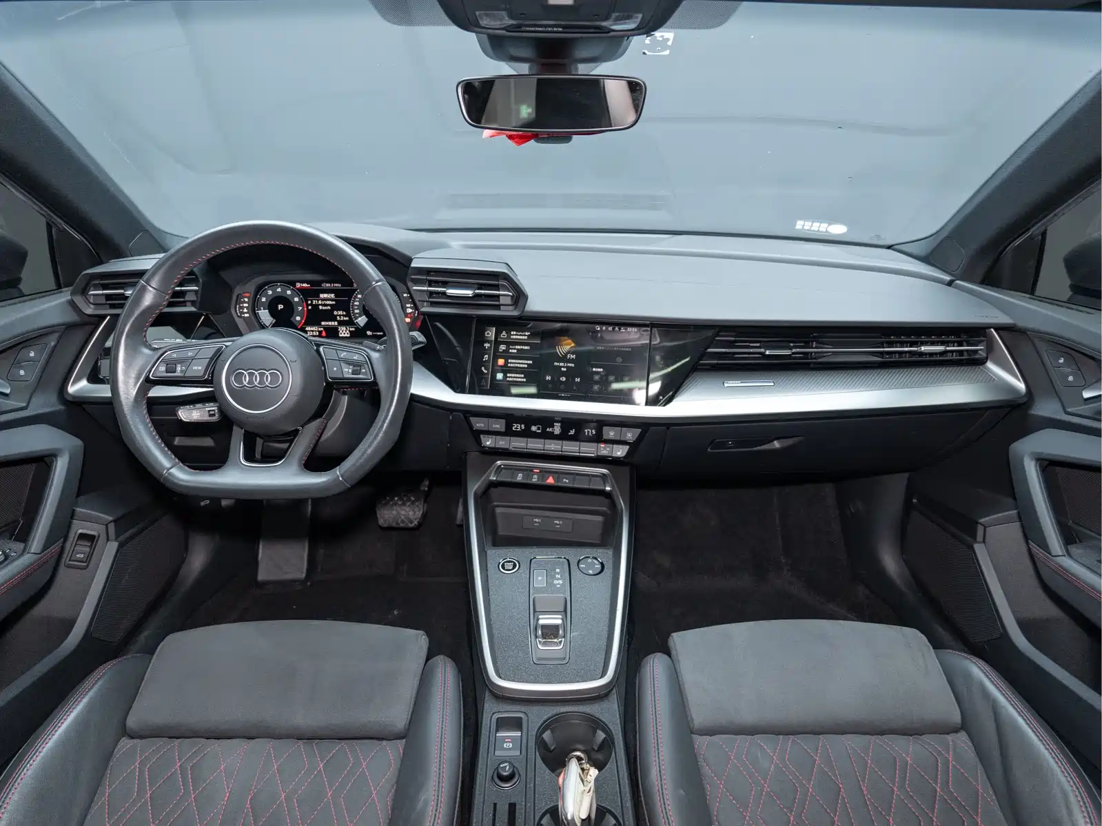 Photo 4 - Audi A3