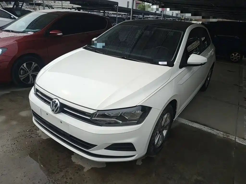 Volkswagen Polo 2019 Plus 1.5L Automatic Panorama Enjoyment Edition фото 2