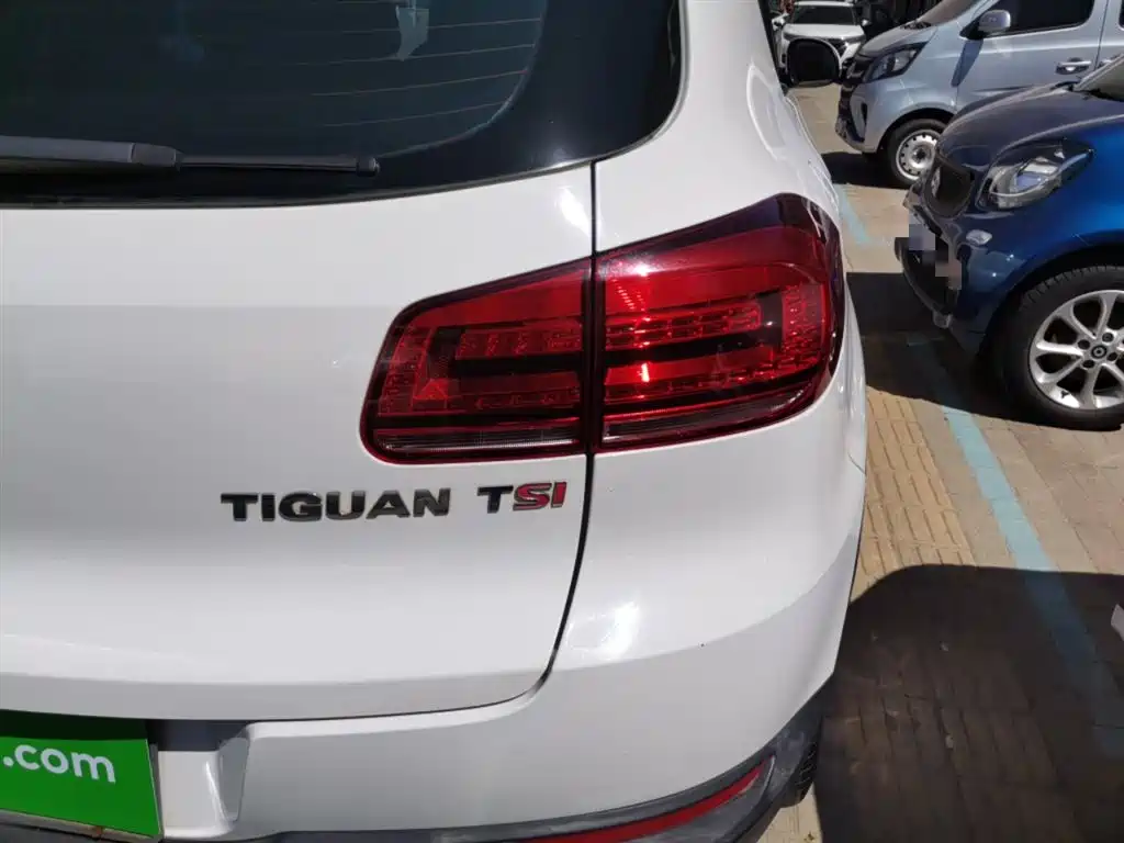 Volkswagen Tiguan 2015 1.8TSI Automatic 2WD Comfortline фото 8