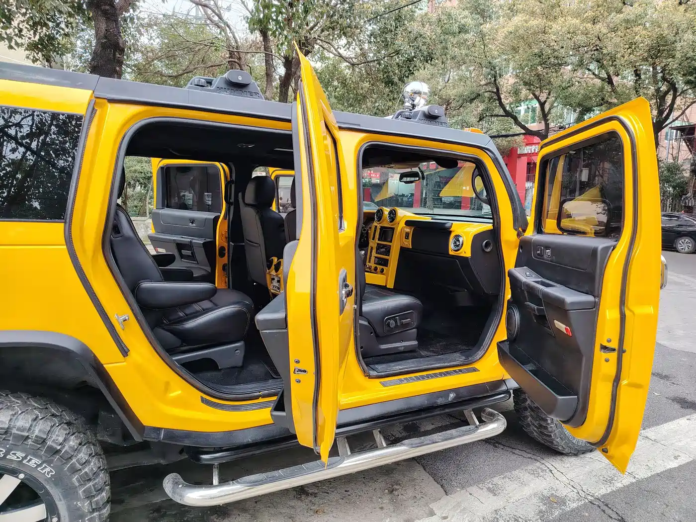 Hummer H2 фото 7