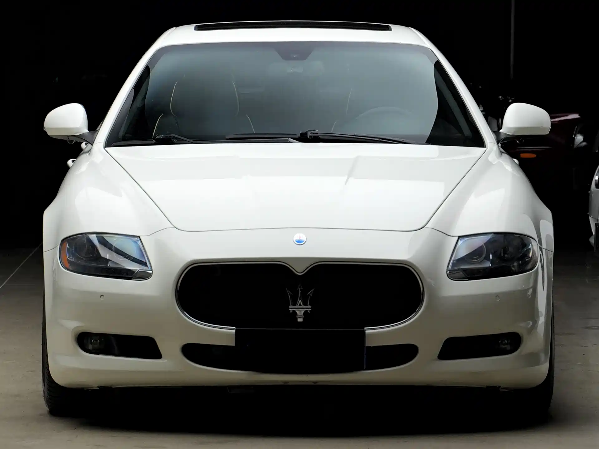 Photo 2 - Maserati Quattroporte
