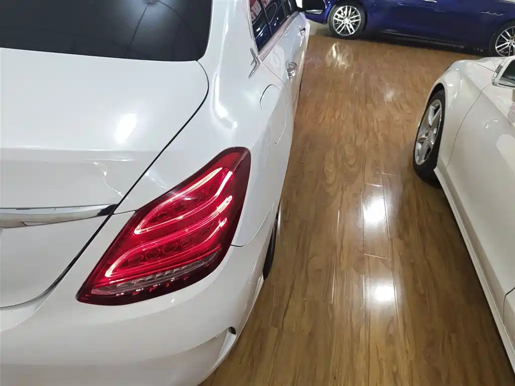 Mercedes-Benz C-Class 2015 Facelift C 180 L Sport фото 24