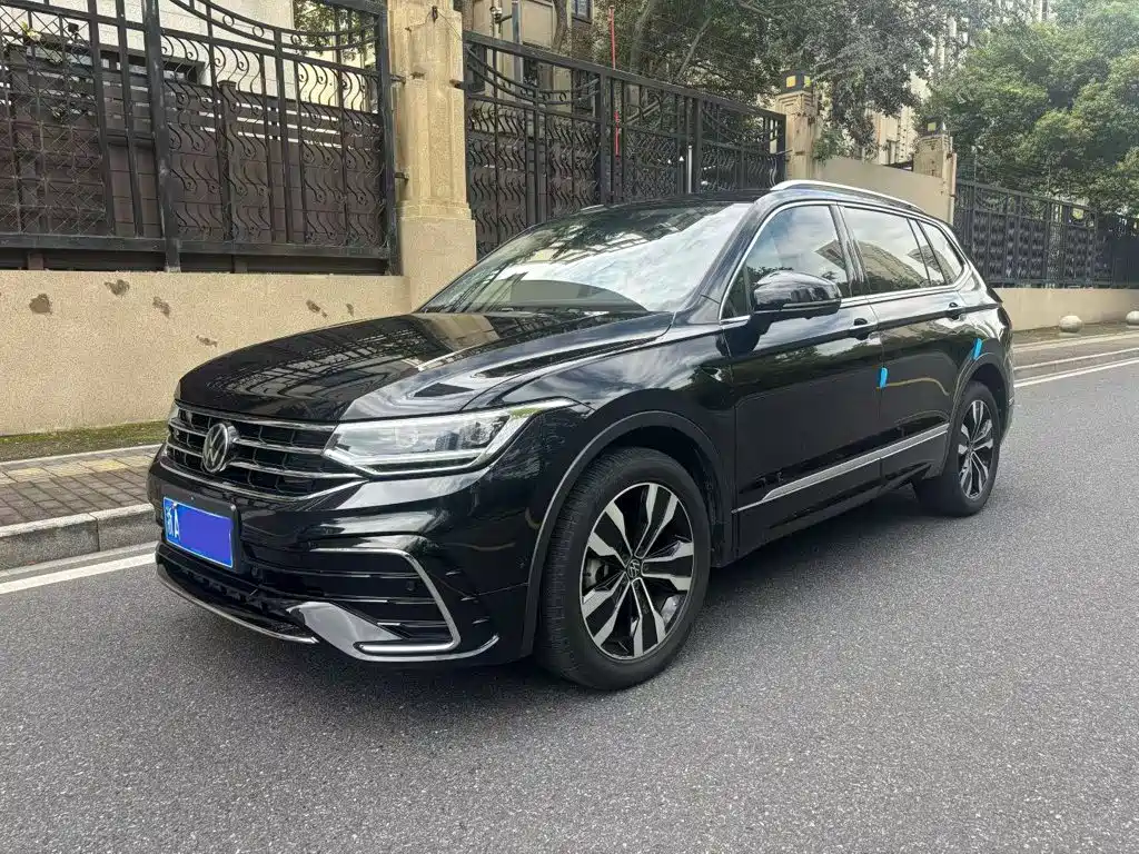Similar car