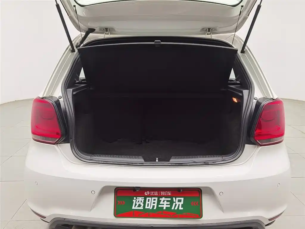 Volkswagen Polo 2012 1.4TSI GTI фото 16