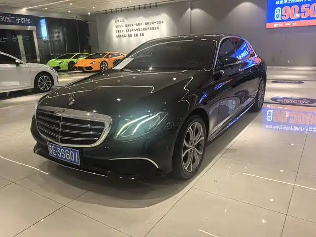 MERCEDES-BENZ E CLASS