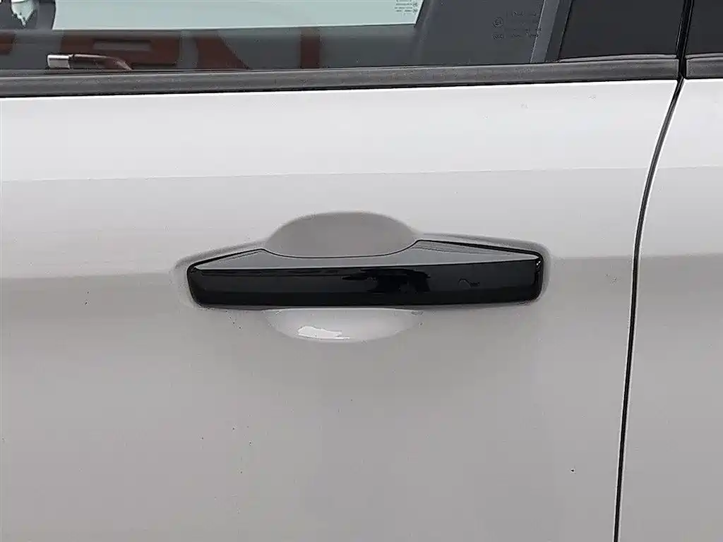 Lynk & Co 02 Hatchback 2022 2.0TD Plus фото 18