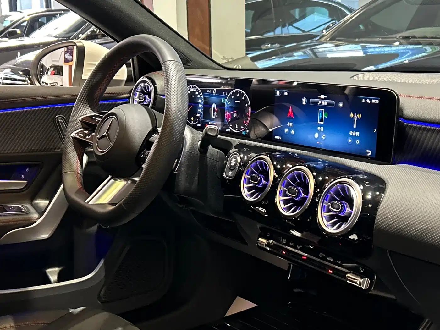 Mercedes-Benz A-Class 2024 Facelift A 200 L Fashion фото 23