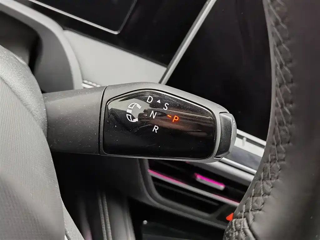 Volkswagen Magotan 2024 380TSI DSG Luxury Edition (Daimai Package) фото 13