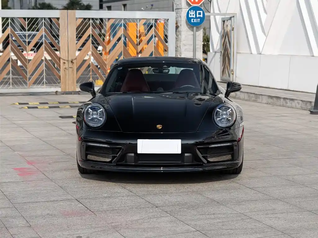 Porsche 911 2022 Carrera 4S 3.0T фото 2