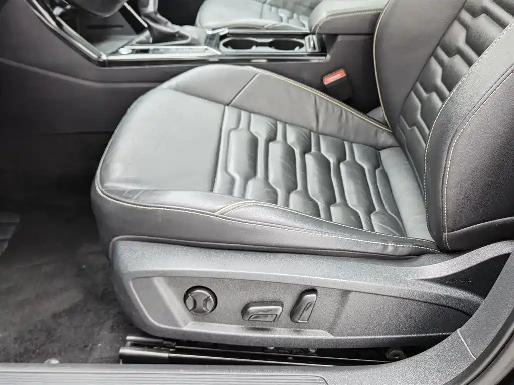 Volkswagen Passat 2019 330TSI Elite Version China VI фото 20