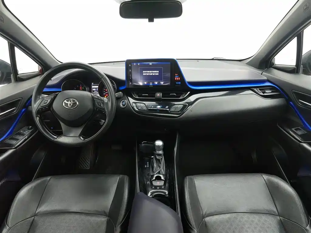 Toyota IZOA 2020 2.0L Yi Chi Edition фото 5