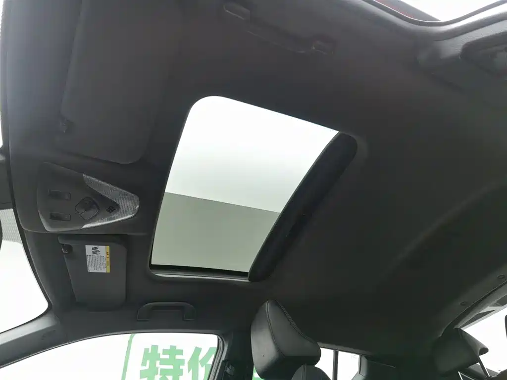 Toyota IZOA 2020 2.0L Yi Chi Edition фото 14