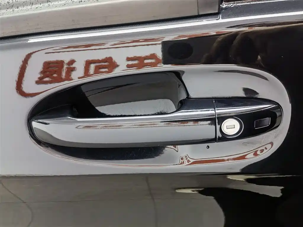Mercedes-Benz V-Class 2018 V 260 Navigator Edition China VI фото 18