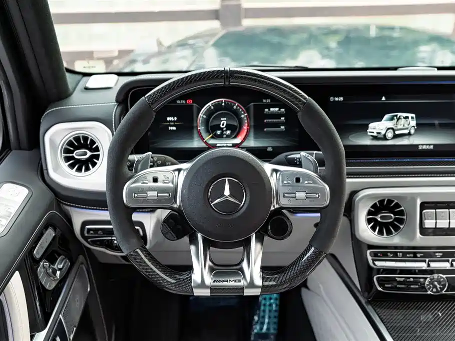 Mercedes-Benz G-Class AMG 2023 AMG G 63 фото 17