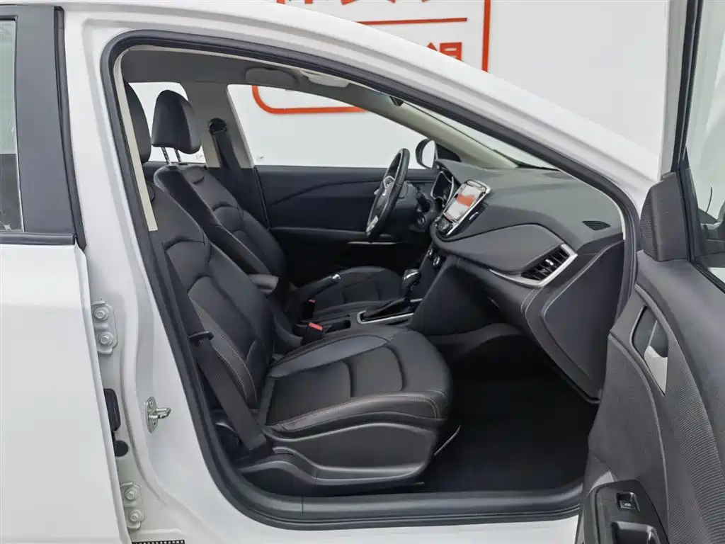 Chevrolet Monza 2020 Mild Hybrid Redline 320T Dual-Clutch Joy Edition фото 23