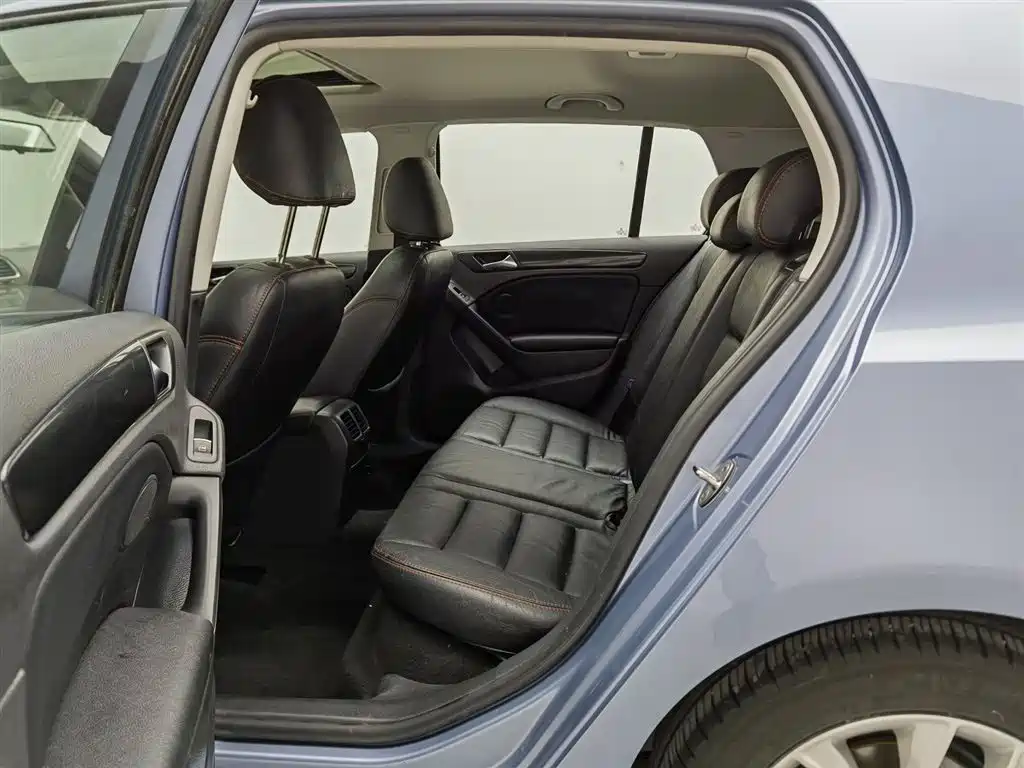 Volkswagen Golf 2012 1.4TSI Automatic Comfort фото 15