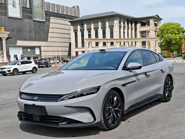 BYD Han 2025