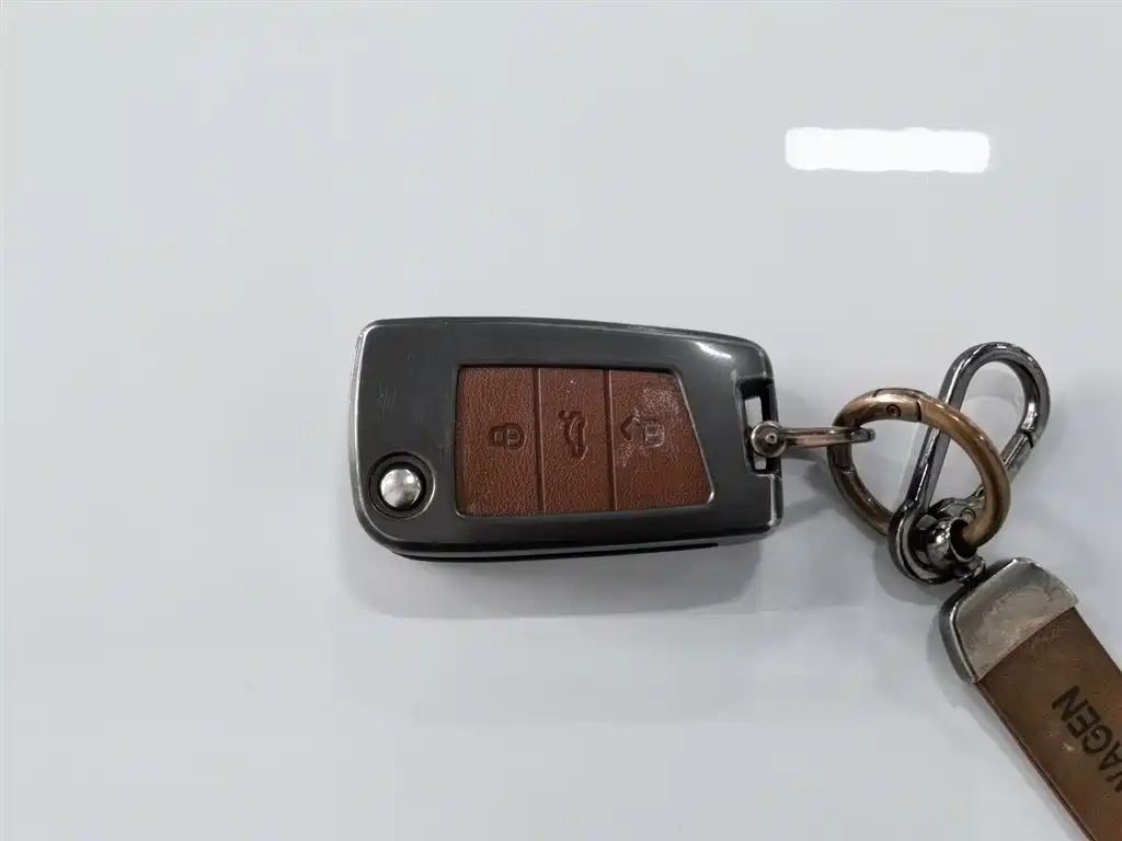 Volkswagen Lavida 2023 300TSI DSG Comfort Edition фото 19