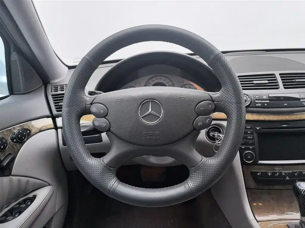 Mercedes-Benz E-Class 2008 E 230 Fashion фото 11