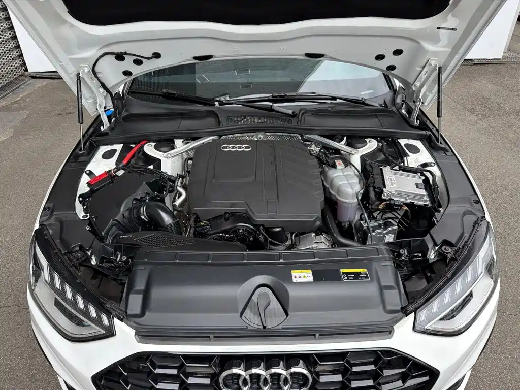 Audi A4L 2024 40 TFSI Luxury Dynamic фото 14