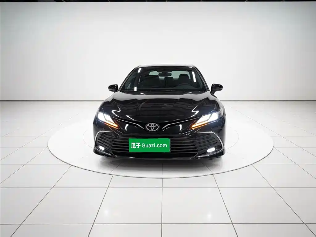 Toyota Camry 2021 2.0G Luxury Edition фото 3