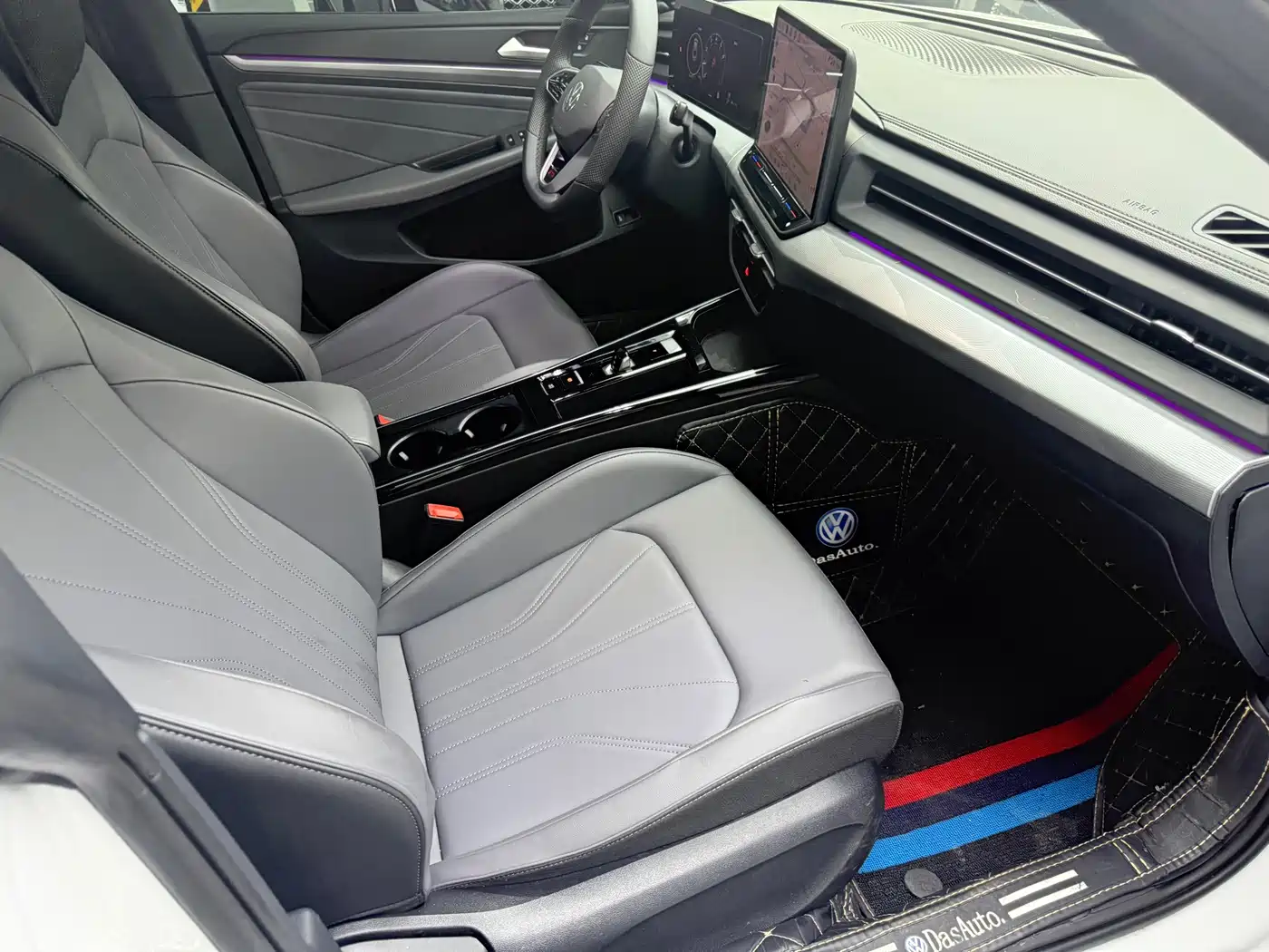 Volkswagen Lamando 2025 2025 Model Lamando L 2.0T GTS Basic