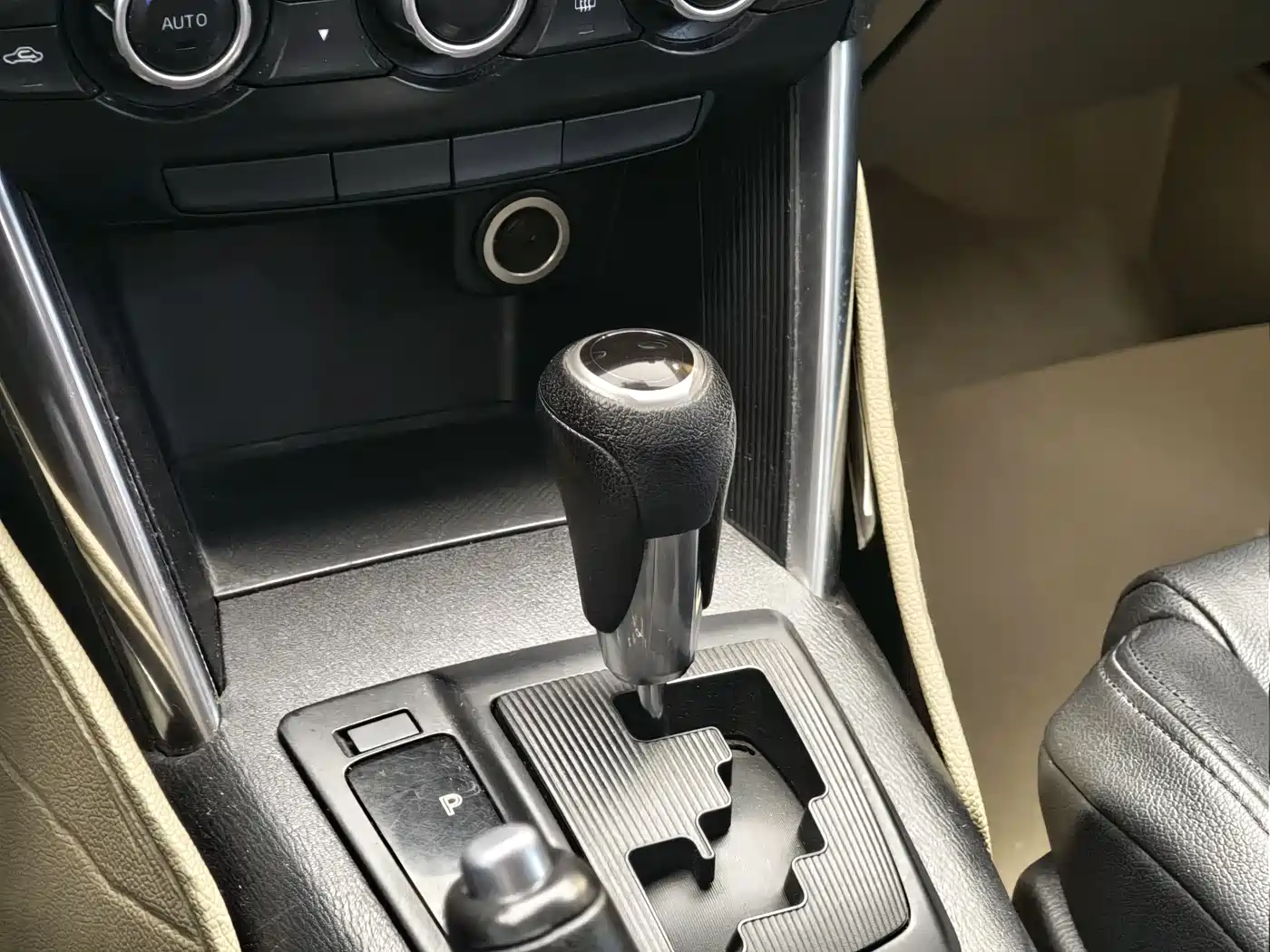 Mazda CX-5 2014 2013 2.0L Automatic 2WD Comfort