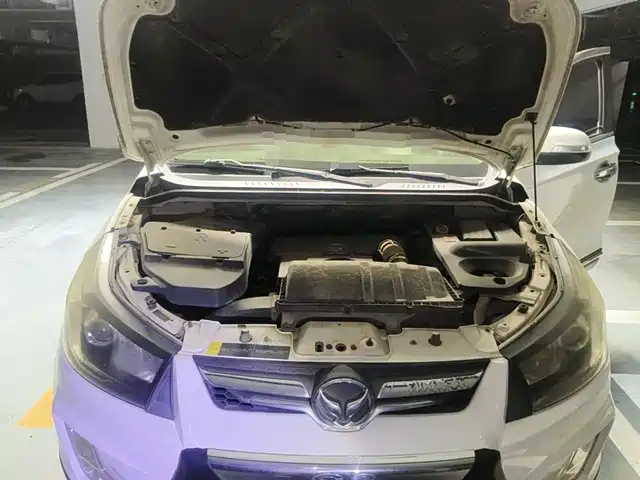 BAIC Huansu S3 2014 1.5L Luxury (China IV) — фото 3