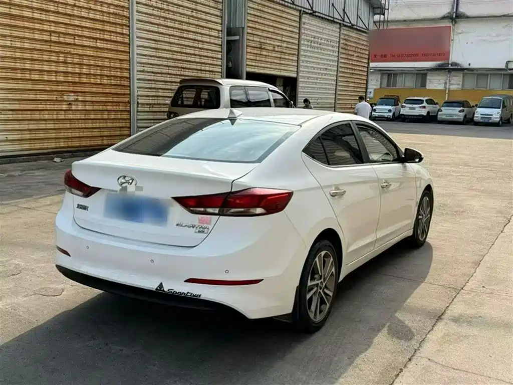 Hyundai Elantra 2018 1.6L Automatic 15th Anniversary Special Edition фото 25