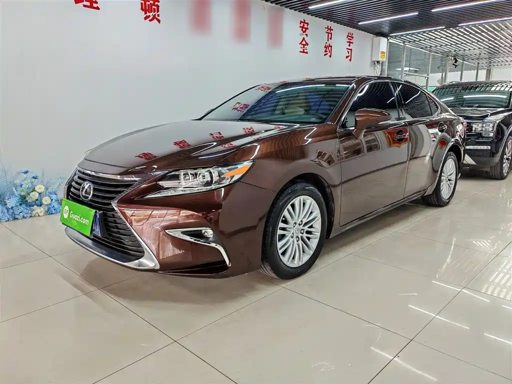 Lexus ES 2015 200 Elite Edition фото 2