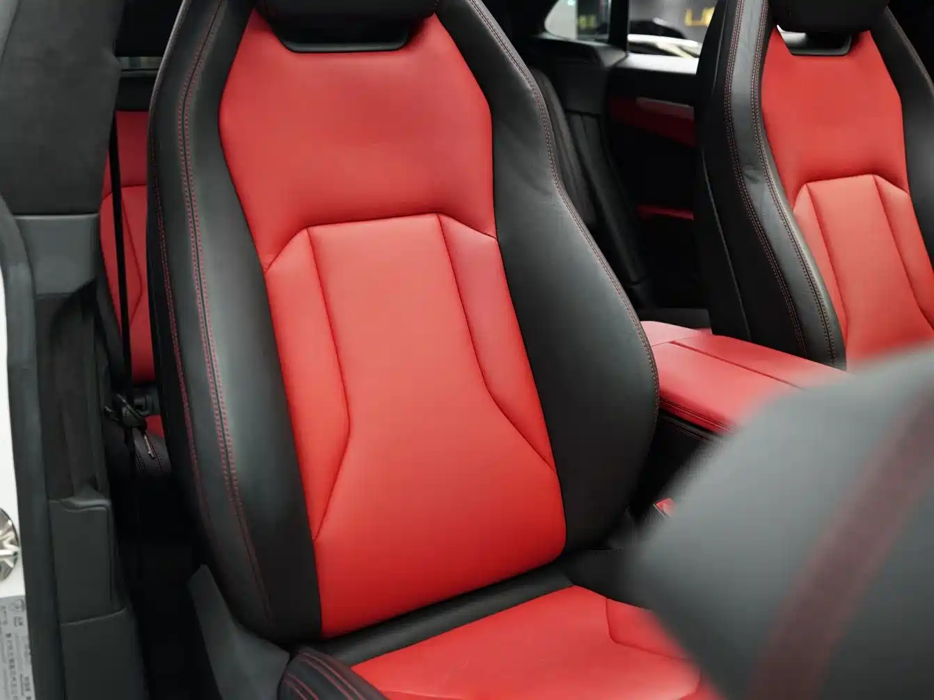 Lamborghini Urus 2018 4.0T V8 фото 7