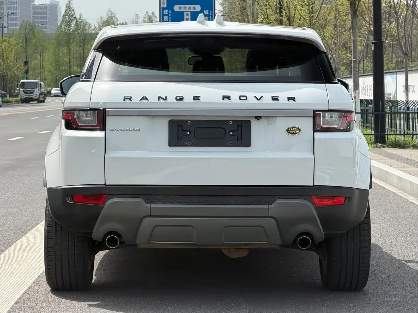 Land Rover Range Rover Evoque 2018 240PS SE Smart Edition фото 4