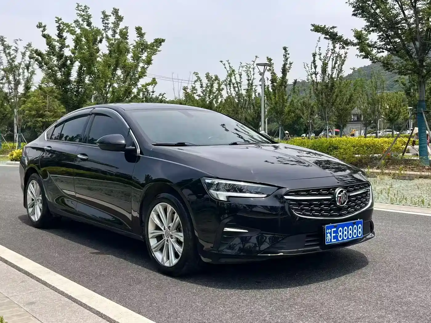 BUICK REGAL