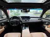 Фото 7 - Lexus ES