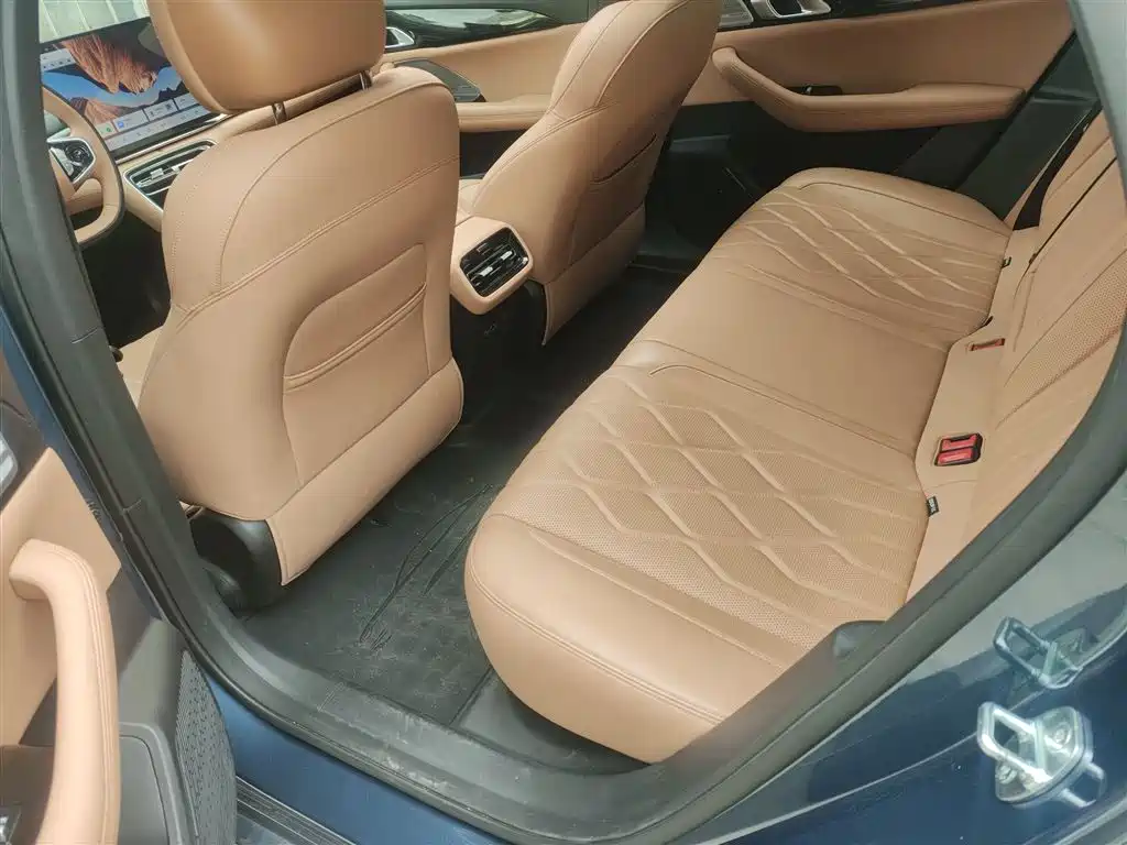 Geely Galaxy Galaxy A7 2025 EM-i фото 17