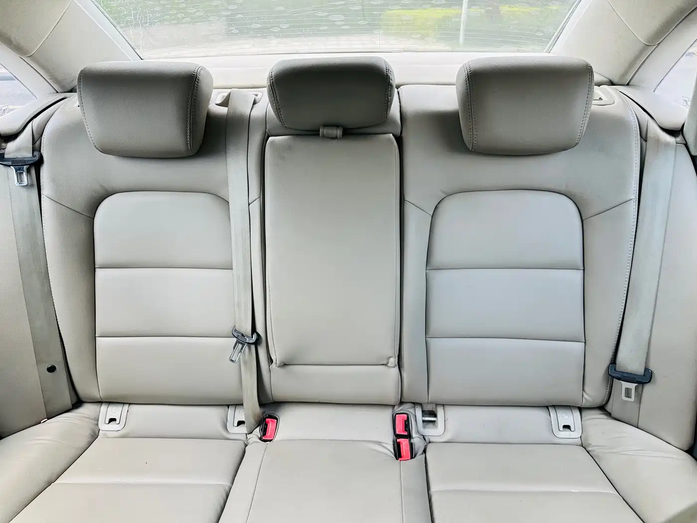 Фото 12 - Audi A4L