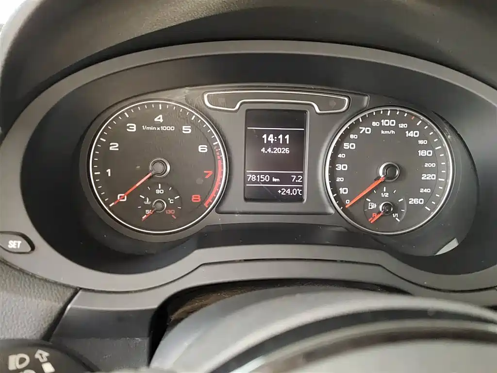 Audi Q3 2016 30 TFSI Heritage Edition Comfort фото 8