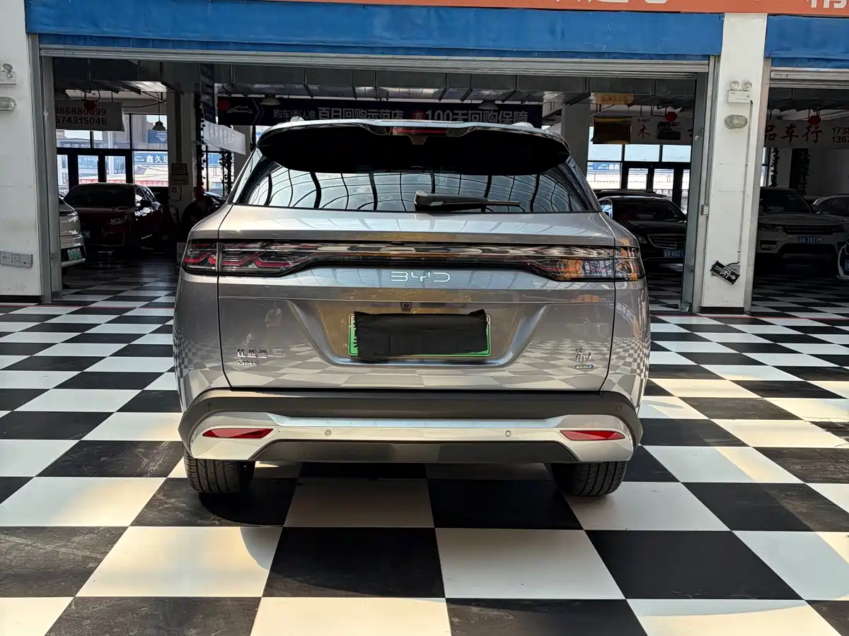 2026 BYD Song L DM-i