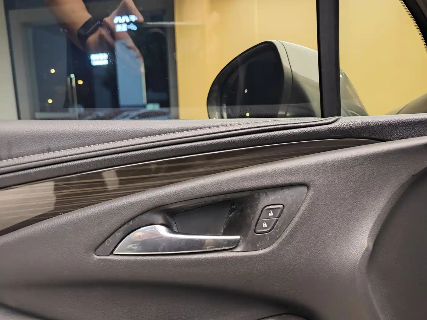 Buick Envision Plus 2018 20T 2WD Leading фото 8